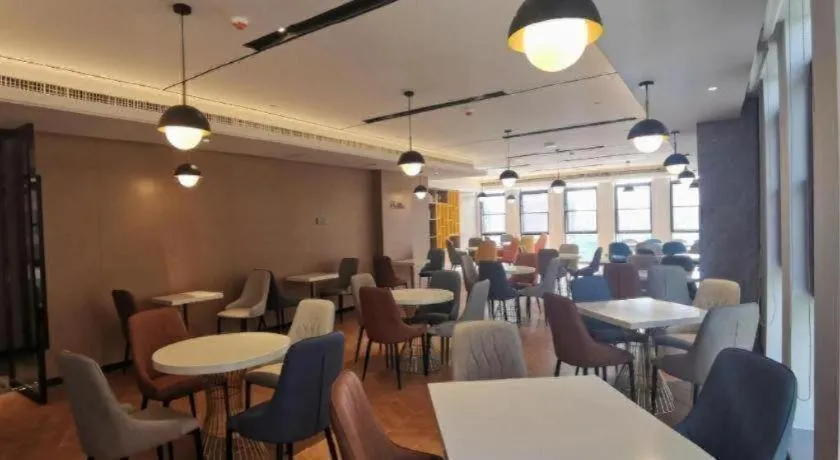 VX Hotel Hubei Wuhan Hongshan District 1st Guanggu Road