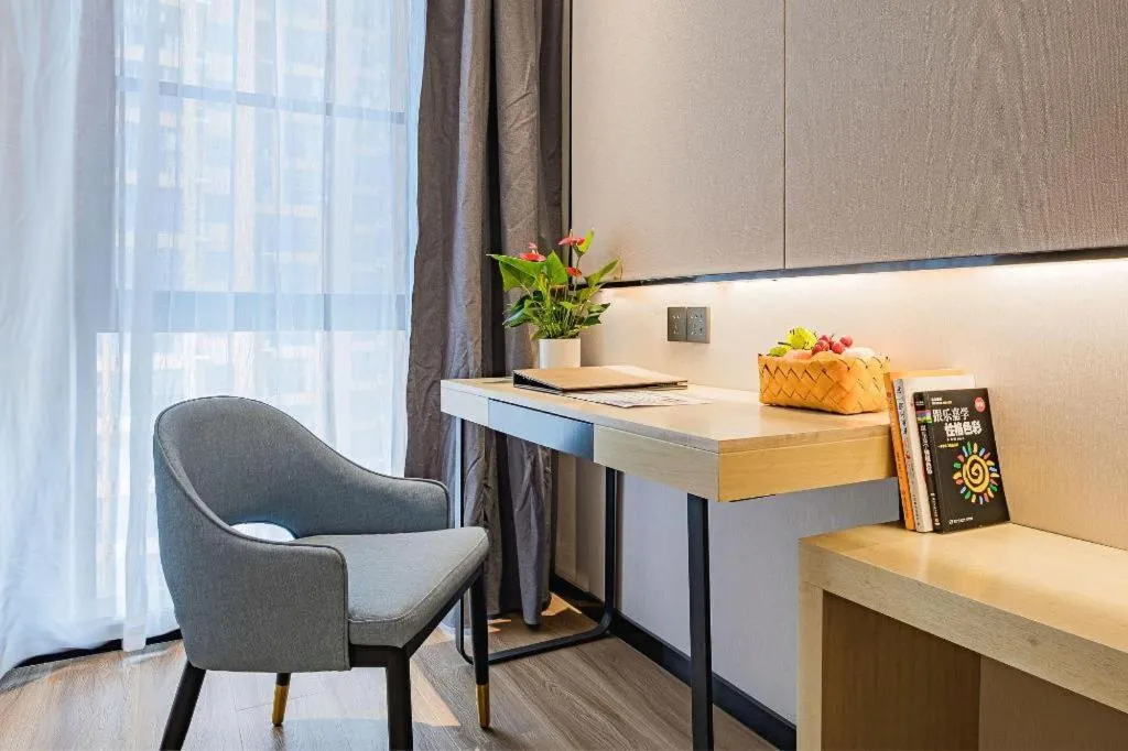 VX Hotel Hubei Wuhan Hongshan District 1st Guanggu Road