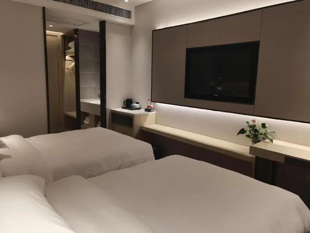 Bed in VX Hotel Hubei Wuhan Hongshan District 1st Guanggu Road