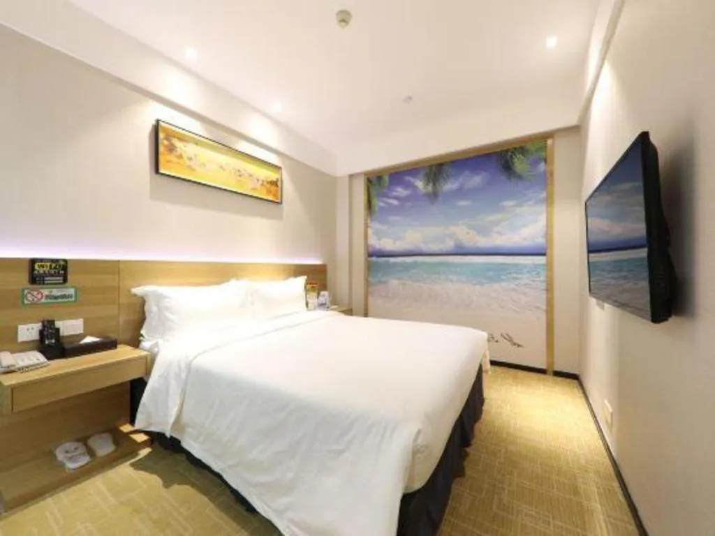 Bed in GreenTree Alliance Hotel Shenzhen Yantian District Dameisha