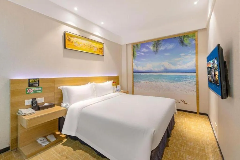 Bed in GreenTree Alliance Hotel Shenzhen Yantian District Dameisha