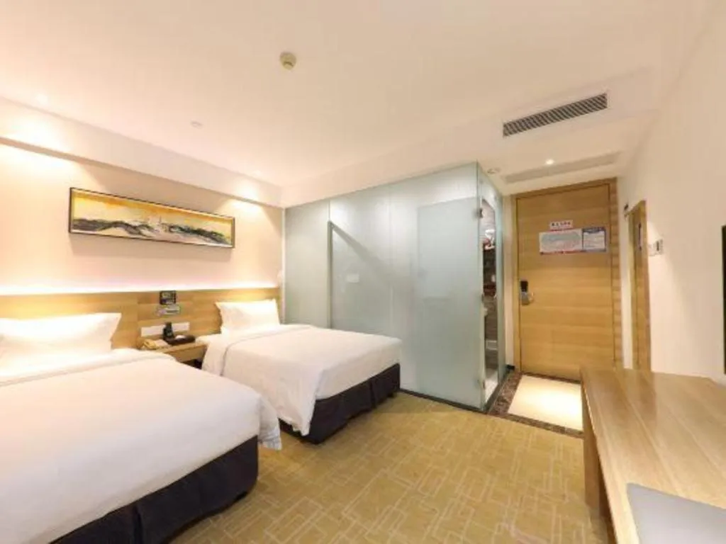 Bed in GreenTree Alliance Hotel Shenzhen Yantian District Dameisha
