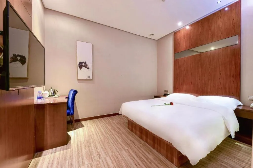 Bed in GreenTree Alliance Hotel Shenzhen Nanshan District Technology Park Songpingshan