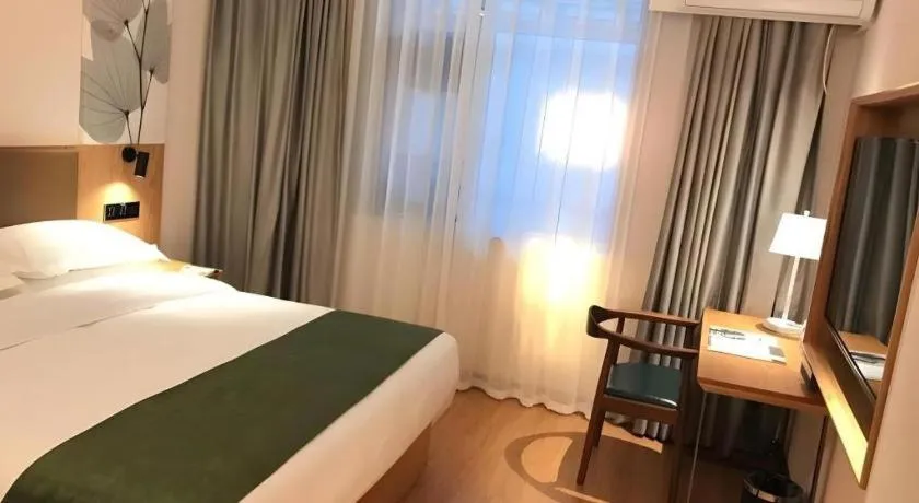 Bed in Green Tree Inn Tianjin Jinnan Linshijun University of Finance and Economics