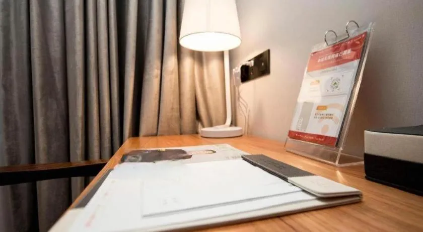 Bed in Green Tree Inn Tianjin Jinnan Linshijun University of Finance and Economics