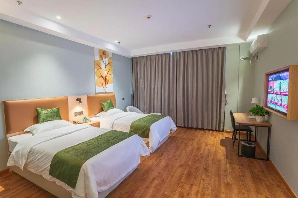 Bed in GreenTree Inn Express Suzhou Luzhi Ancient Town Scenic Area Xiaoshi Road