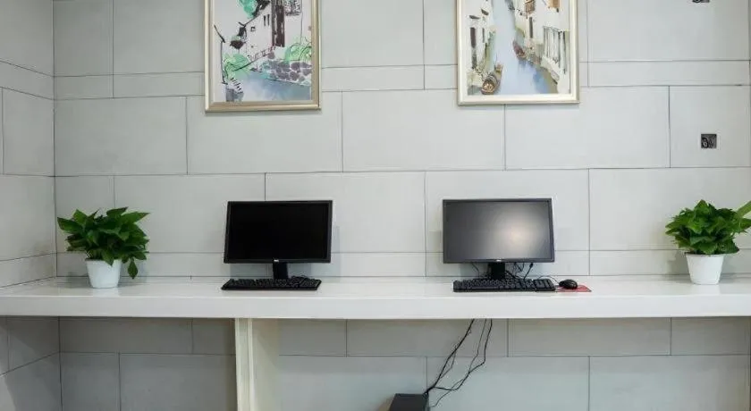 GreenTree Inn Express Suzhou Luzhi Ancient Town Scenic Area Xiaoshi Road