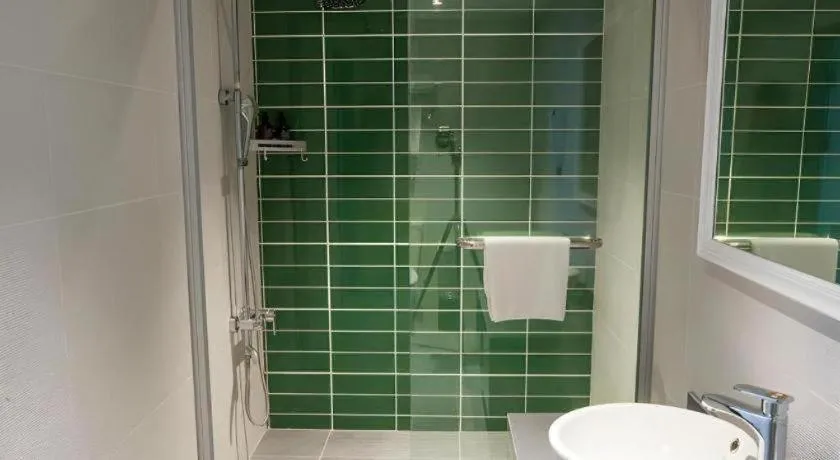 GreenTree Inn Express Suzhou Luzhi Ancient Town Scenic Area Xiaoshi Road