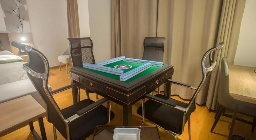 GreenTree Inn Express Hainan Haikou Haixiu Zhong Road