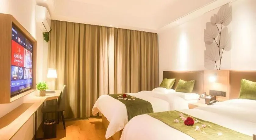 Bed in GreenTree Inn Express Hainan Haikou Haixiu Zhong Road