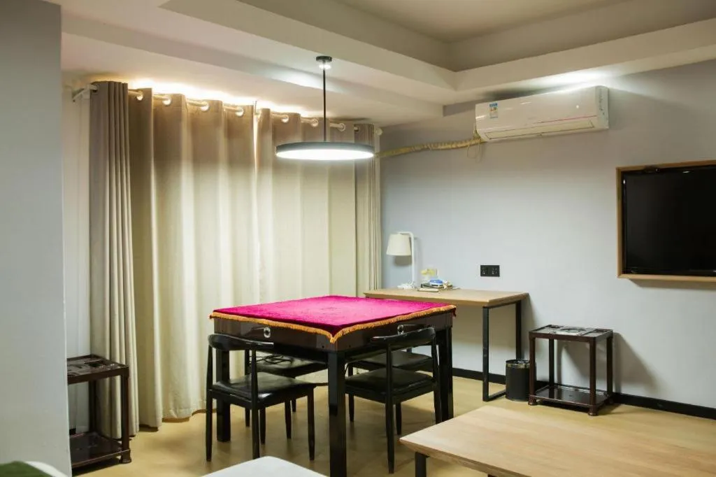 GreenTree Inn Express Hainan Haikou Haixiu Zhong Road