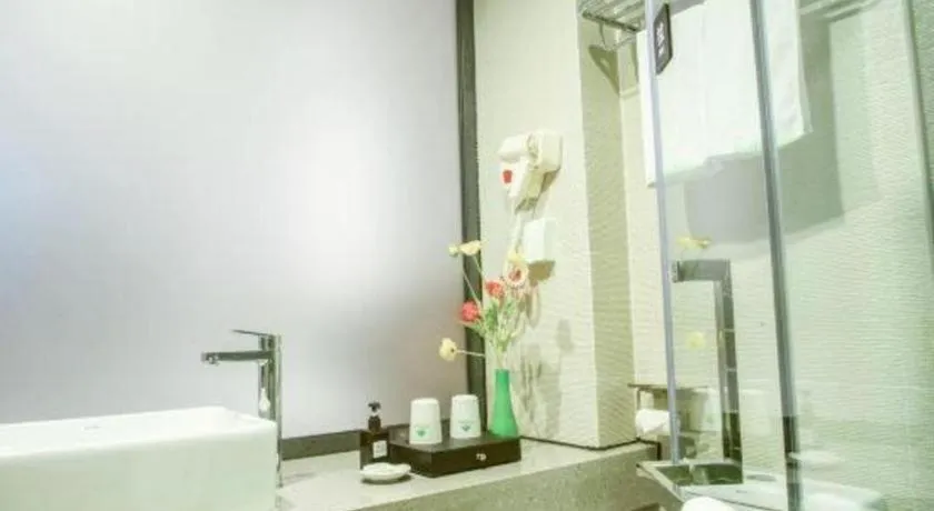 GreenTree Inn Express Hainan Haikou Haixiu Zhong Road