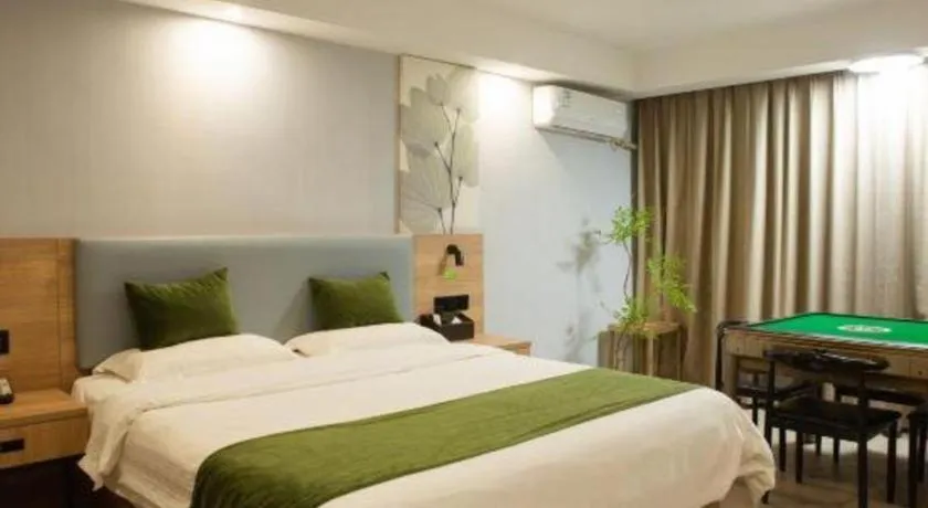 Bed in GreenTree Inn Express Hainan Haikou Haixiu Zhong Road
