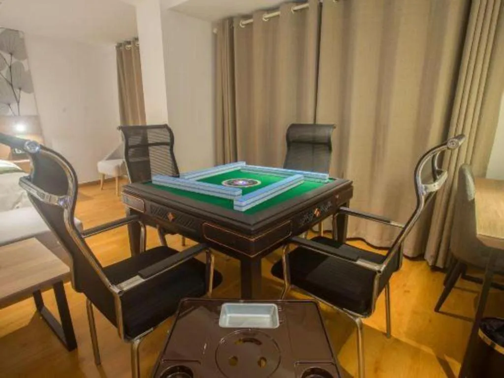 GreenTree Inn Express Hainan Haikou Haixiu Zhong Road