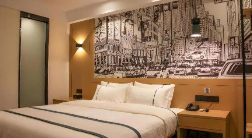 Bed in City Comfort Inn Wuhan Jianghan Road Xunlimen Metro Station