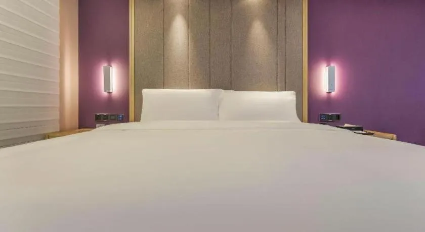 Bed in Lavande Hotel Chongqing Nanping Walking Street Wanda Plaza