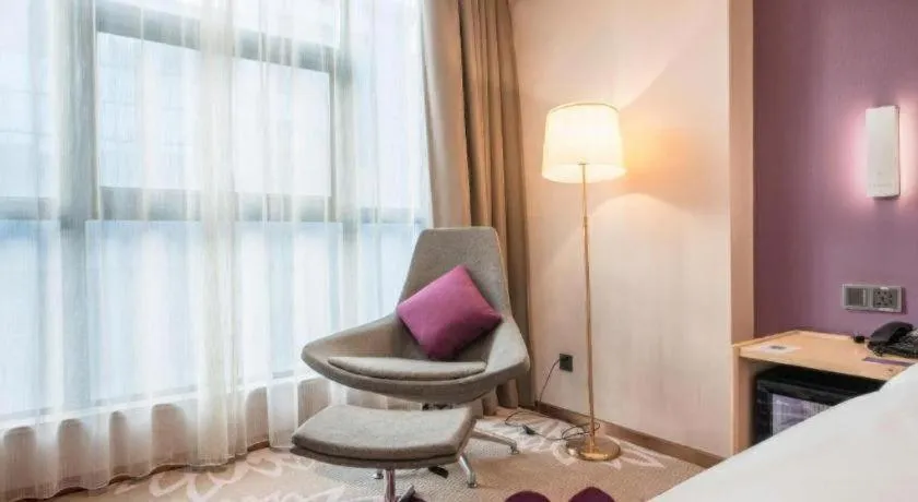 Bed in Lavande Hotel Guangzhou Jiahewanggang Metro Station Konggang Avenue Jinbo Plaza