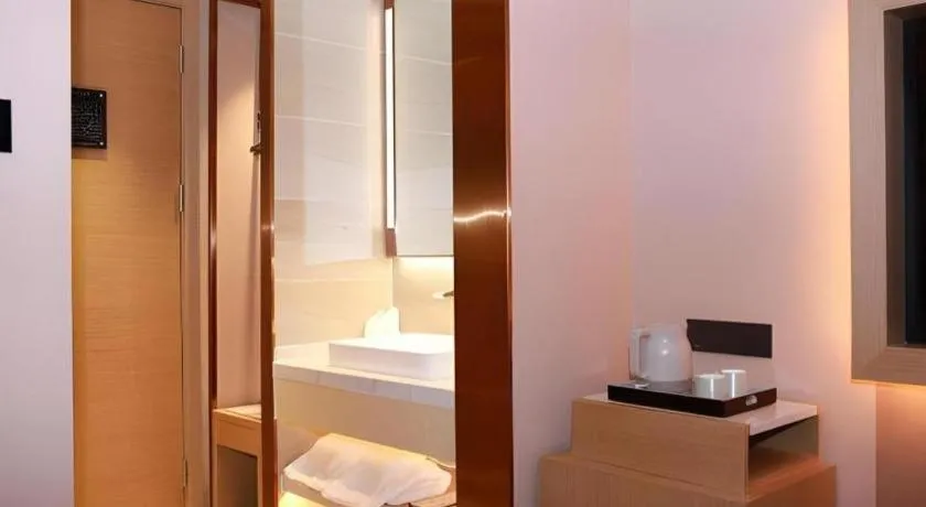 Bed in Lavande Hotel Shenzhen East Gate Wanxiang City Guomao Metro Statipn