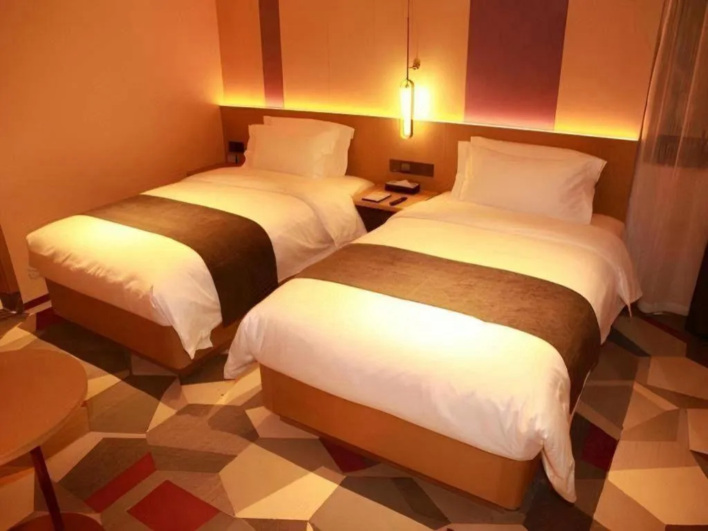 Bed in Lavande Hotel Shenzhen East Gate Wanxiang City Guomao Metro Statipn
