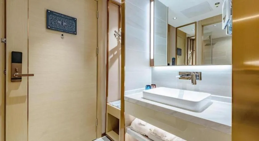 Lavande Hotel Shenzhen East Gate Wanxiang City Guomao Metro Statipn