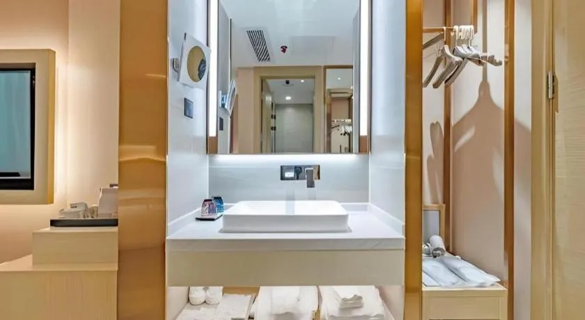 Lavande Hotel Shenzhen East Gate Wanxiang City Guomao Metro Statipn