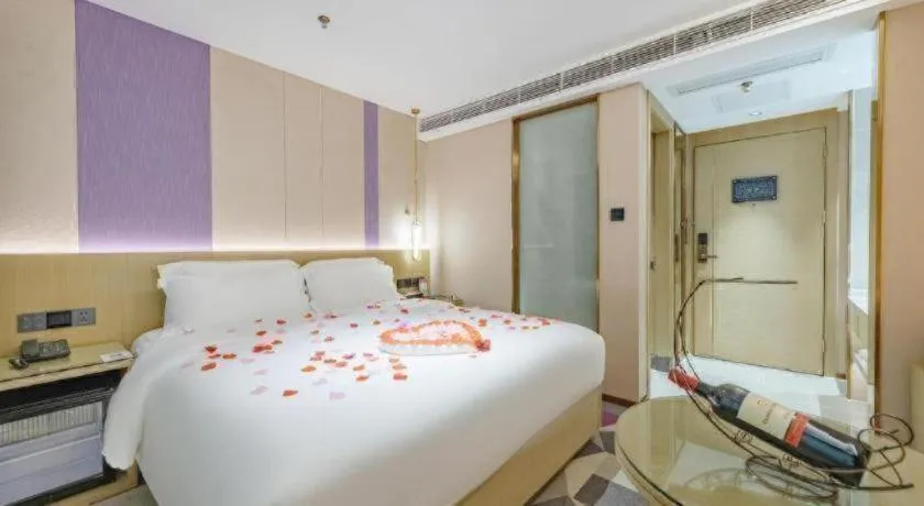 Bed in Lavande Hotel Shenzhen East Gate Wanxiang City Guomao Metro Statipn