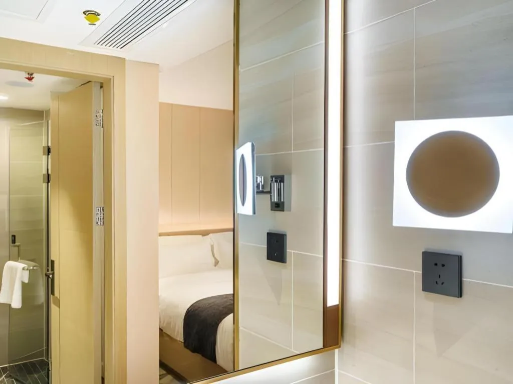 Lavande Hotel Shenzhen East Gate Wanxiang City Guomao Metro Statipn