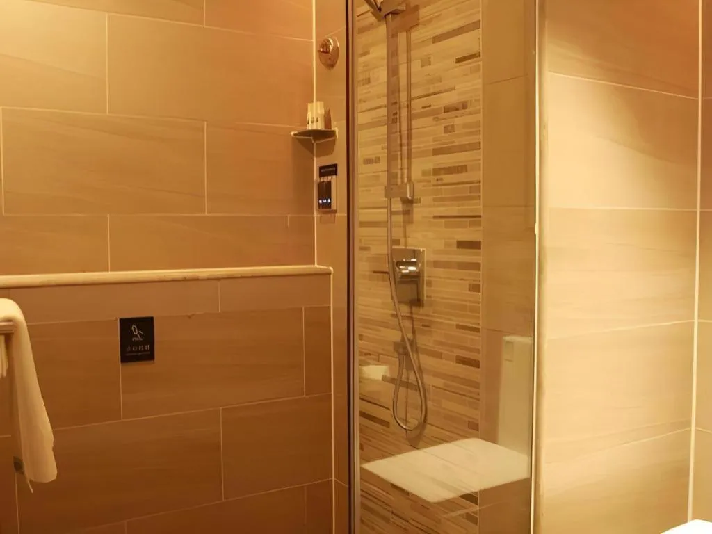 Lavande Hotel Shenzhen East Gate Wanxiang City Guomao Metro Statipn