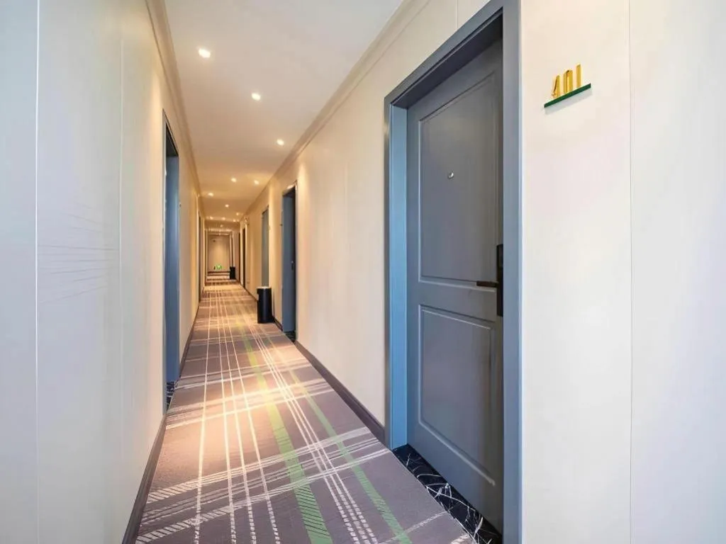 City Comfort Premier Hotel Guangzhou Tower Chigang Metro Station Pazhou Exhibition