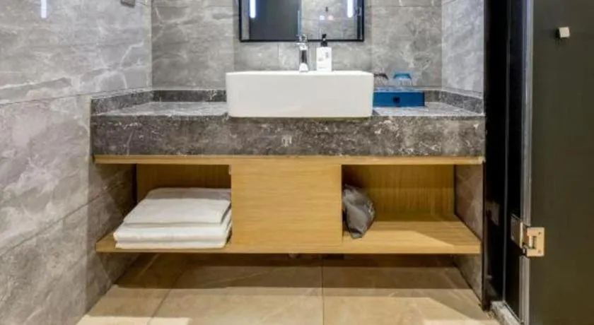 Echarm Hotel Guangzhou Gangding Huashi Metro Station