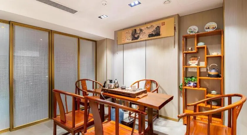 Echarm Hotel Guangzhou Gangding Huashi Metro Station