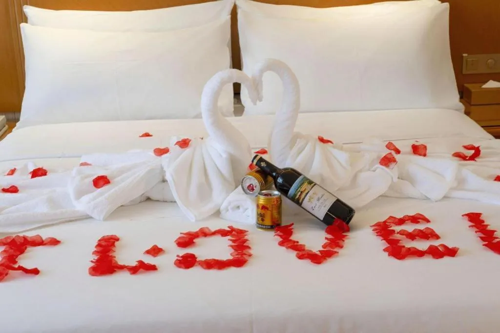 Bed in Vienna Hotel Zhengzhou Only Henan Movie Town