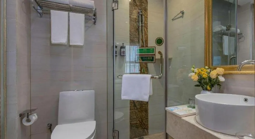 Vienna Hotel Zhengzhou Only Henan Movie Town