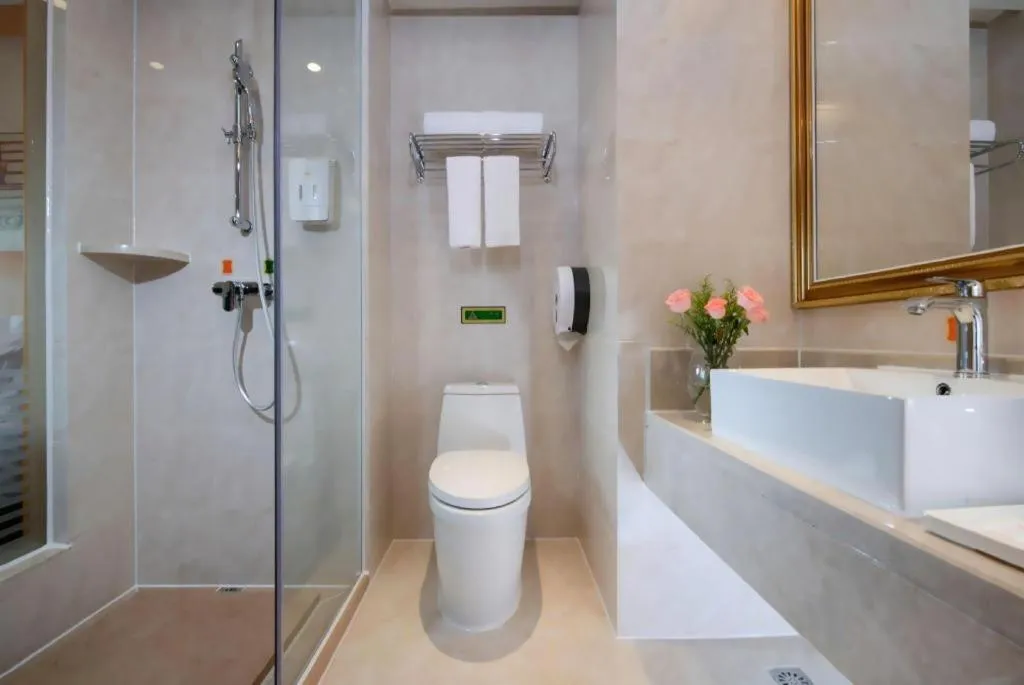 Vienna Hotel Shenzhen Qinghu Metro Station