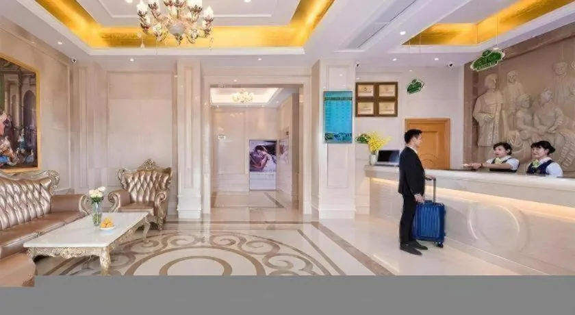 Vienna Hotel Shenzhen Guanlan Shanshuitianyuan Xintian