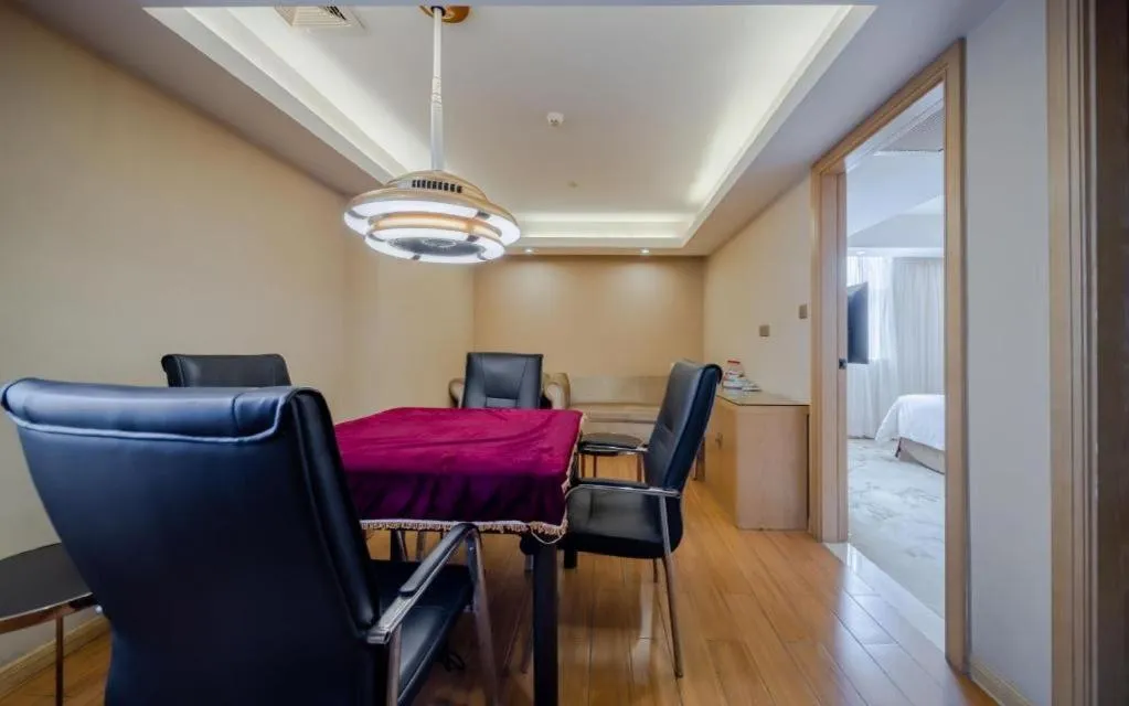 Vienna Hotel Shenzhen Guanlan Shanshuitianyuan Xintian