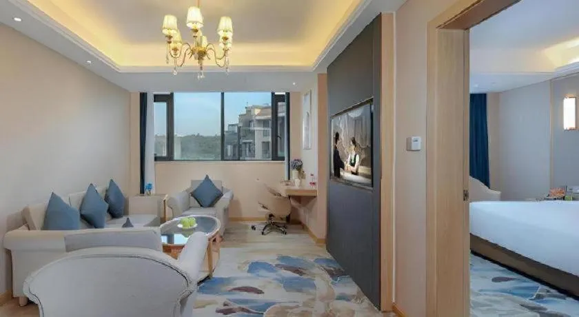 Bed in Vienna Hotel Chengdu Xinjin Old Pier Liujianian Metro Station