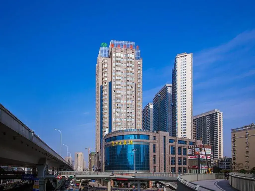 Vienna Hotel Wuhan Huazhong Normal University Huquan Metro Station Vienna Hotel Wuhan Huazhong Normal University Huquan Metro Station