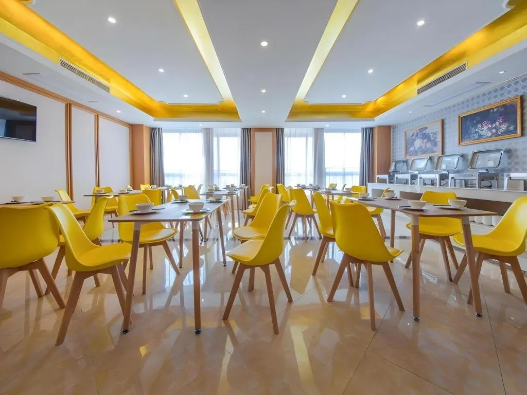 Vienna Hotel Wuhan Huazhong Normal University Huquan Metro Station