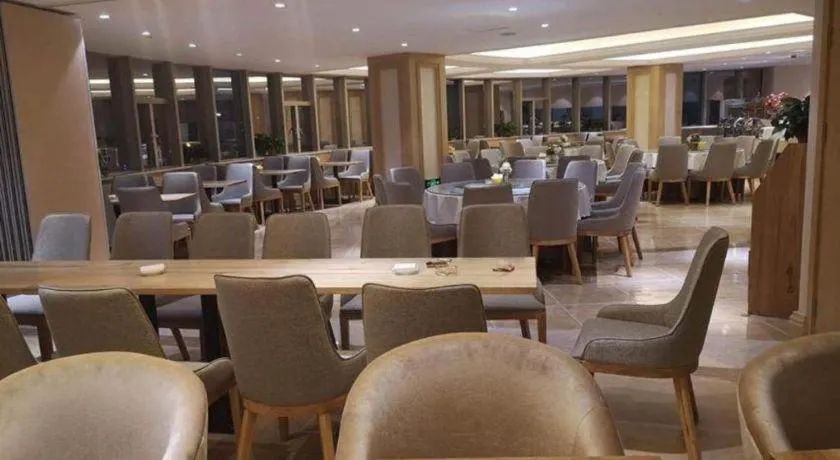 Vienna Hotel Kunming Baiyun Road Metro Station Jiang'an