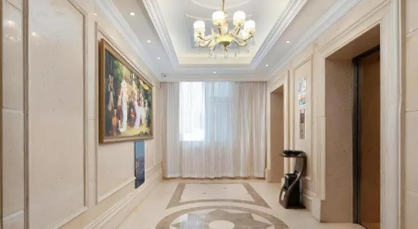 Vienna Hotel Xi'an Xijing Hospital Tonghuamen Metro Station