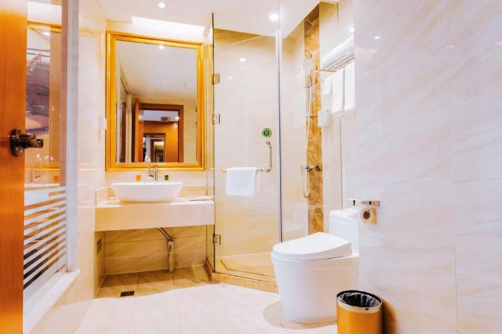 Vienna Hotel Xi'an Xijing Hospital Tonghuamen Metro Station