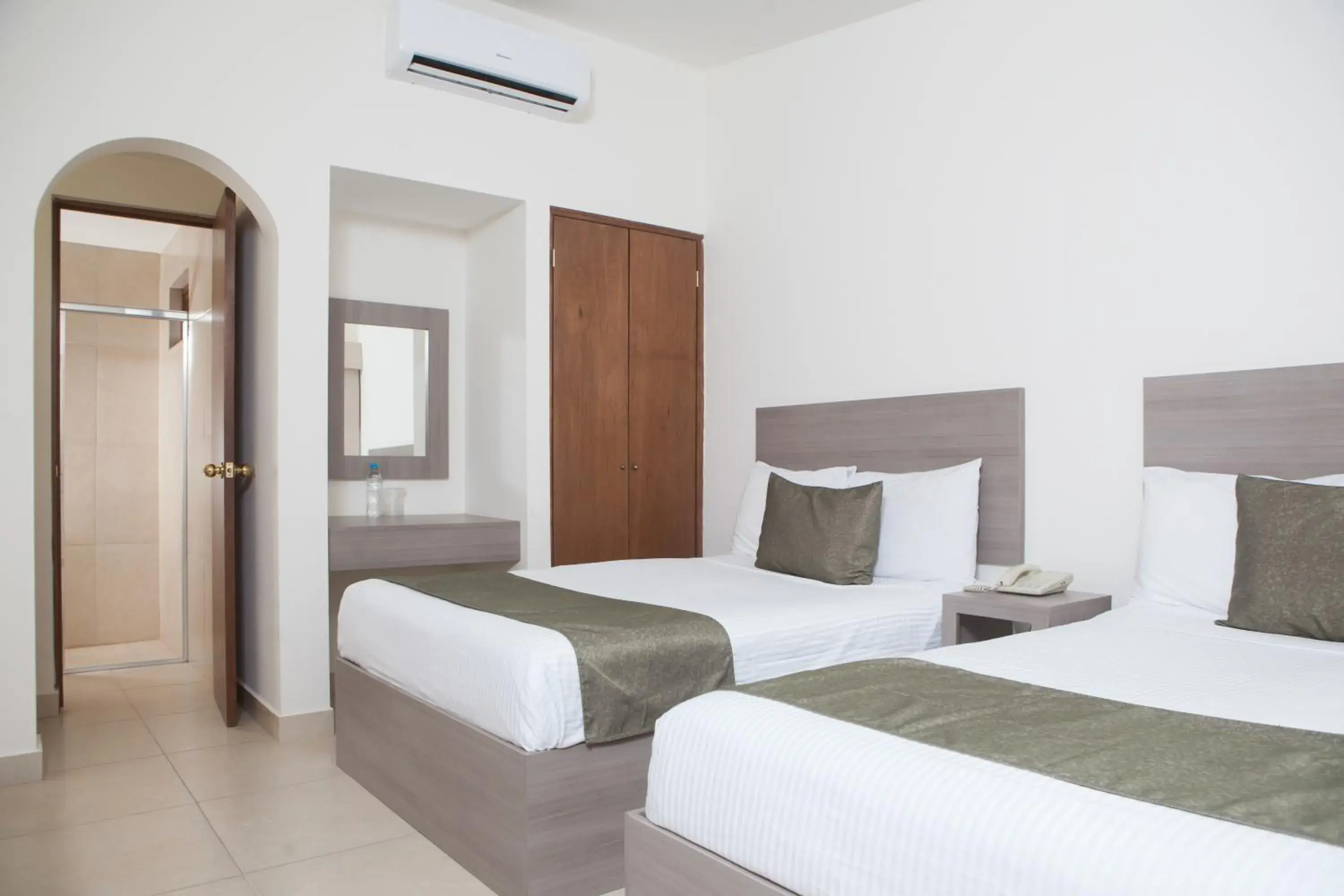 Standard Double Room in Hotel La Riviera Standard Double Room in Hotel La Riviera