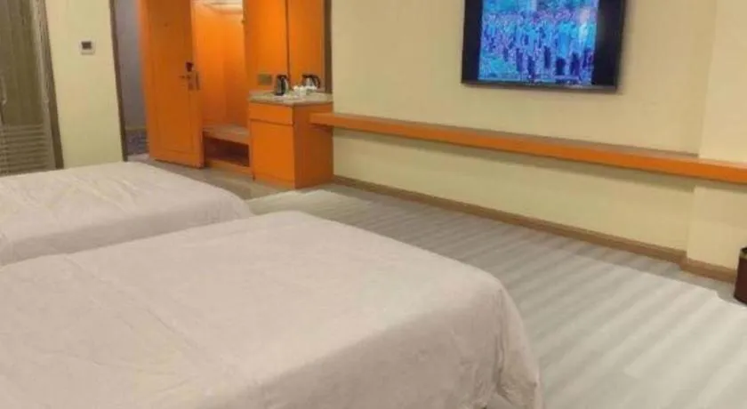 Bed in Vienna Hotel Guangzhou Panyu Square