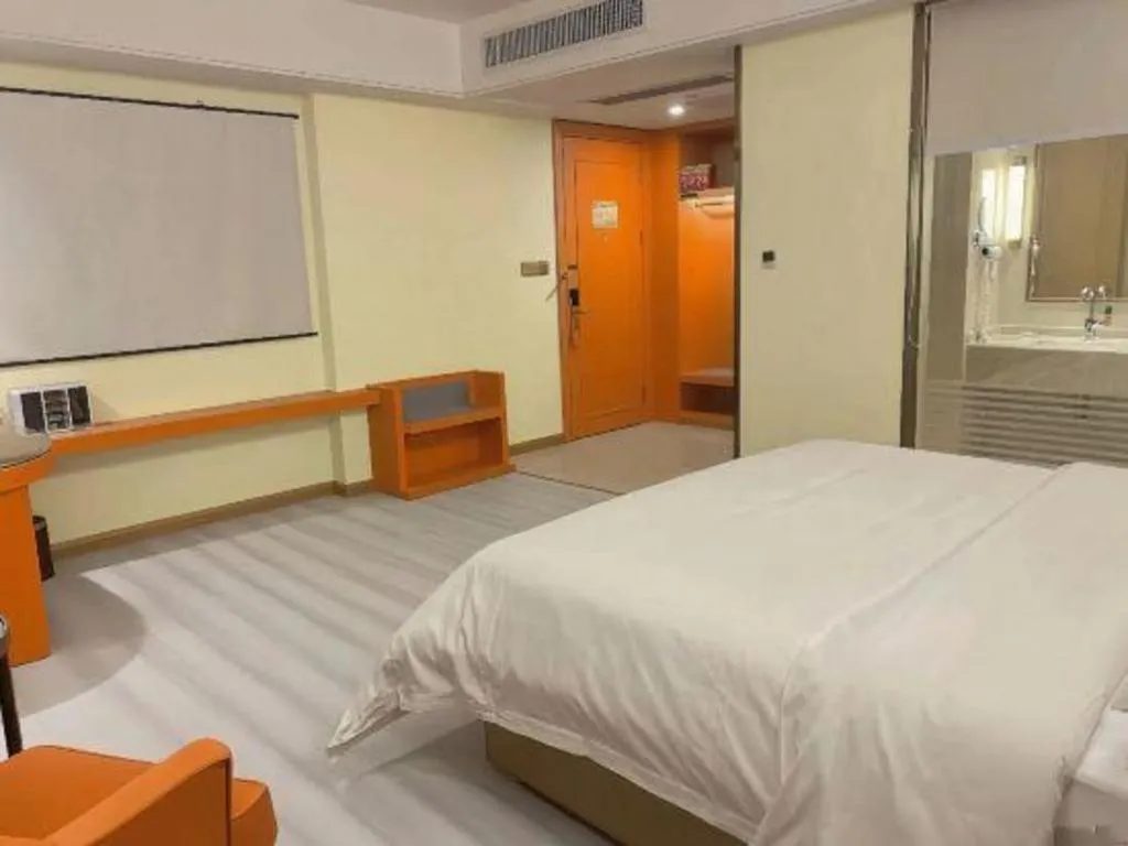 Bed in Vienna Hotel Guangzhou Panyu Square