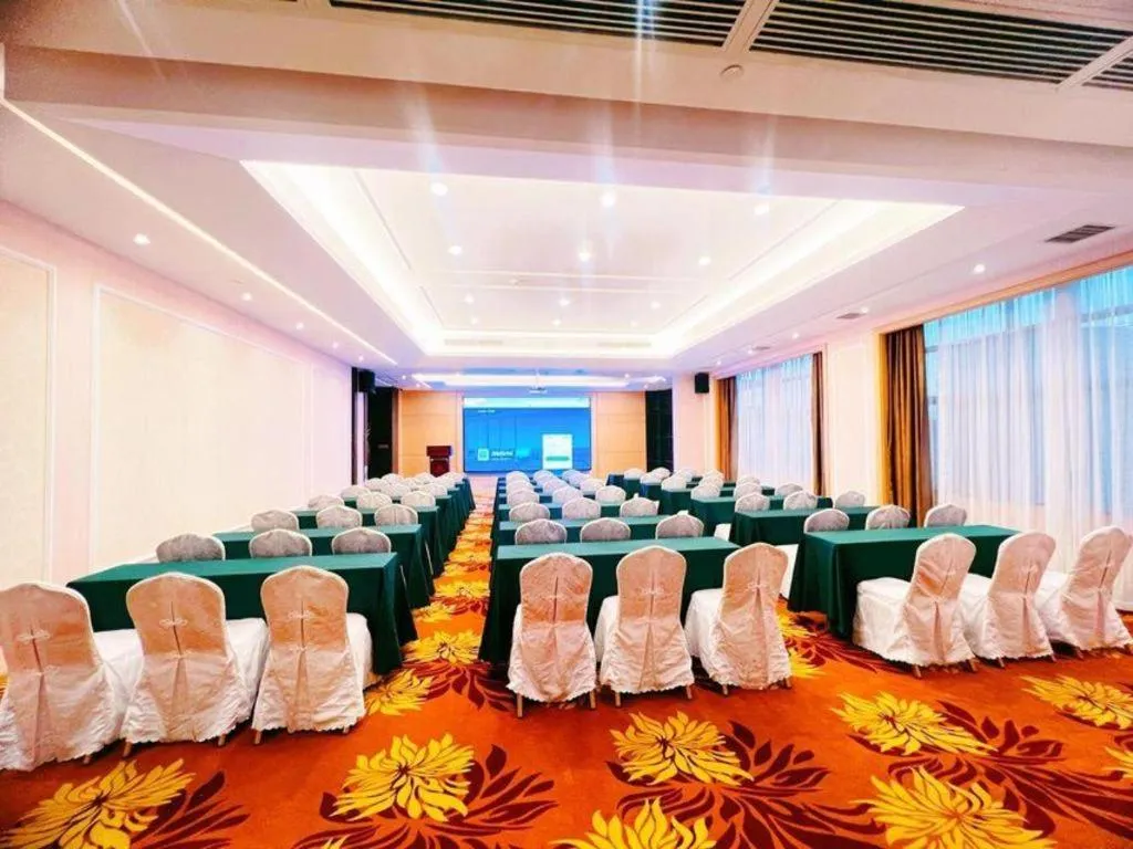 Vienna Hotel Guangzhou Panyu Square