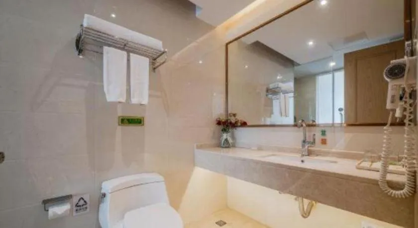 Vienna Hotel Shenzhen Pingshan Longtian Town