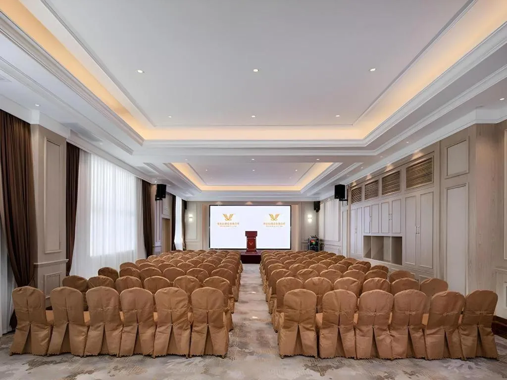Vienna Hotel Shenzhen Pingshan Longtian Town