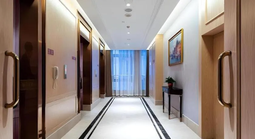 Vienna Hotel Chongqing Wushan Municipal Government