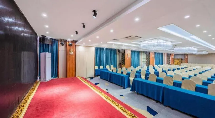 Vienna Hotel Guangdong Zhuhai Mingzhu Station Guozheng